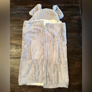 Pottery, barn, hooded, baby towel